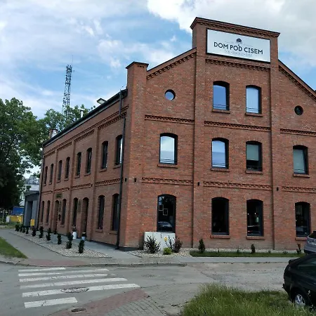 Pod Cisem Hostel *